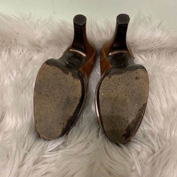 FENDI PATENT LEATHER BOOTS Size 38 - Picture 5 of 8